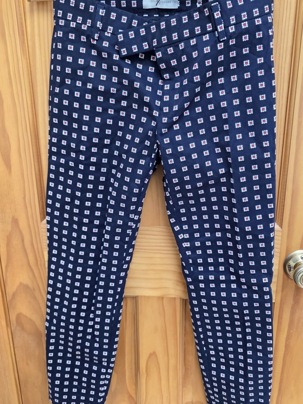 GAP Navy Geometric Print Capris